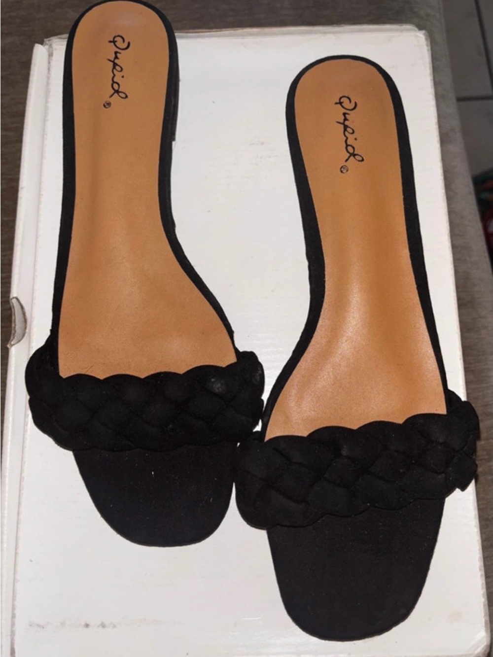Qupid Women's Black Braided Slide Sandals size 8 1/2